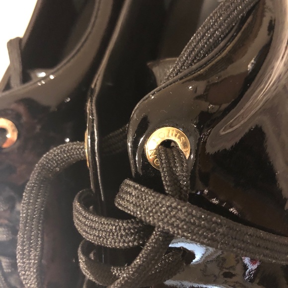 Louis Vuitton Black Patent Leather shoes - Picture 6 of 8